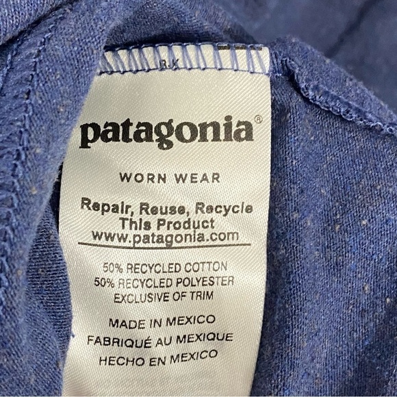 PATAGONIA P-6 Logo Responsibili Tee - Picture 9 of 9